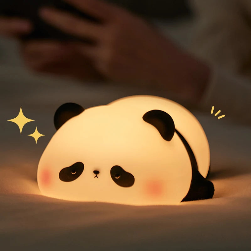 Apresentamos a encantadora Luminária Noturna de Silicone em Formato de Animais – a combinação perfeita de funcionalidade e design para iluminar suas noites com suavidade e estilo.